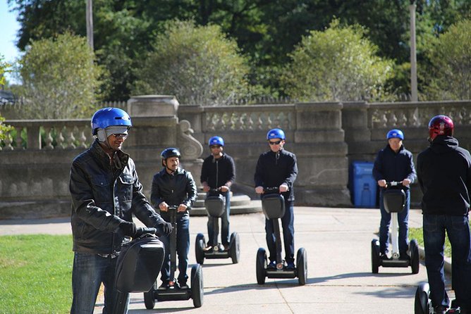 2-Hour Guided Segway Tour of Chicago - A fast-moving introduction to Chicago