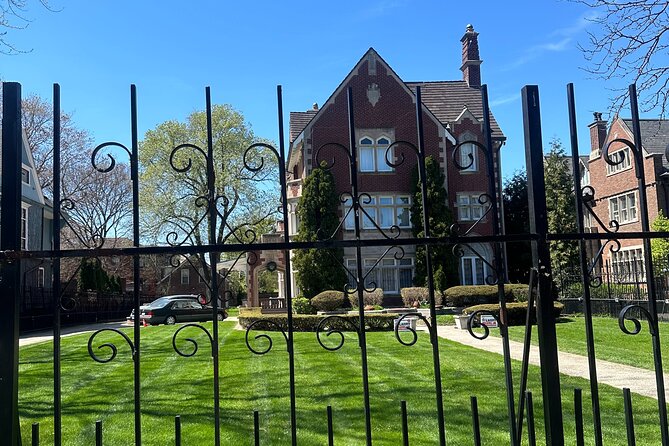 2 Hour Private Chicago Soul House Tour - Chicago history told from the passenger seat
