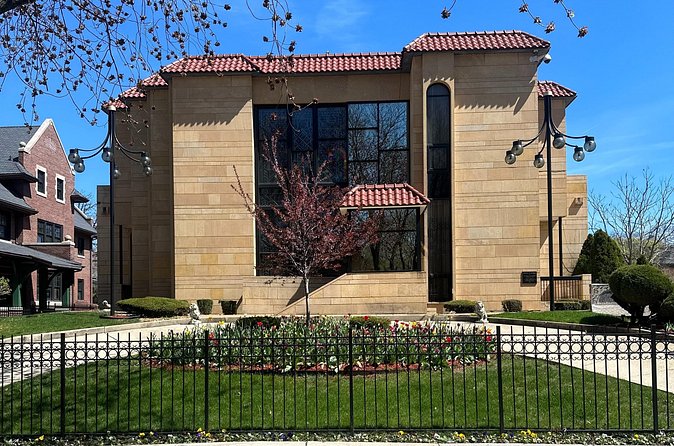 2 Hour Private Chicago Soul House Tour - From Obama and Michelle Robinson to Ida B. Wells