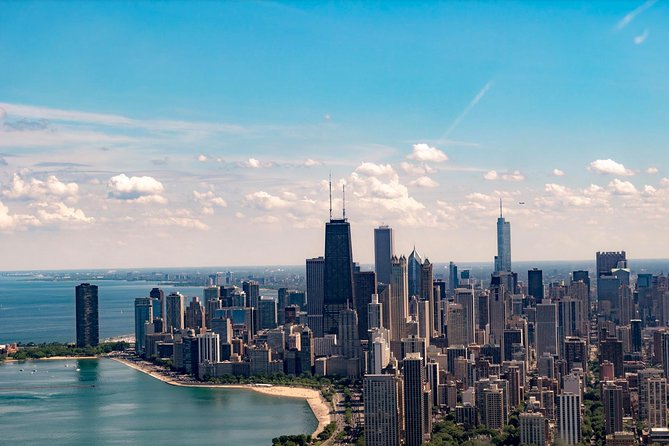 360 CHICAGO Observation Deck Admission - Why the lake view makes this deck special