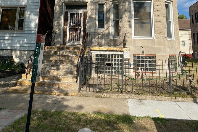 African American Heritage Tour of Chicago - What Steve Johnson’s guiding style is like