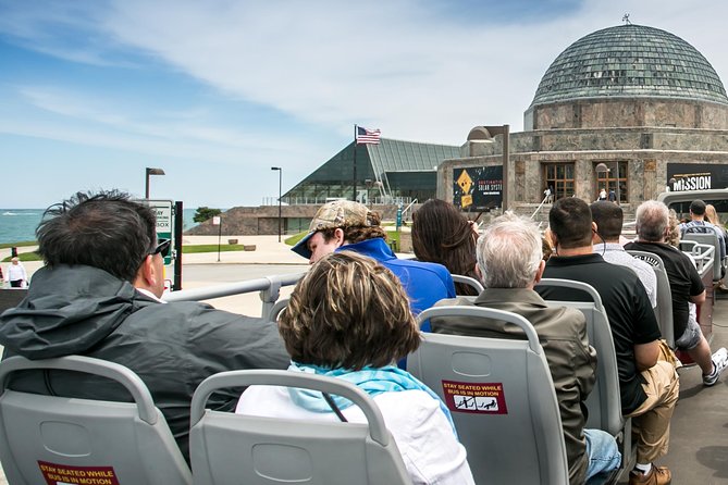Big Bus Chicago: Hop-On Hop-Off Sightseeing Tour, 24/48/72hr Pass - Stop 4: Grant Park and the Hilton Chicago