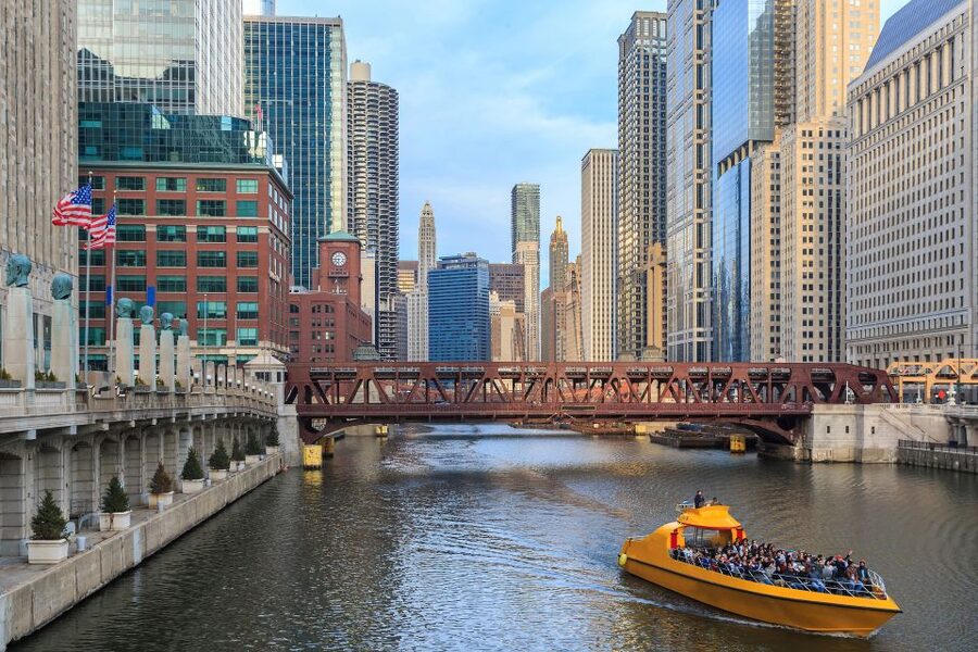 Chicago: 1-5 Day Attraction Pass with Shedd Aquarium - 360 Chicago and the view from the Hancock Center