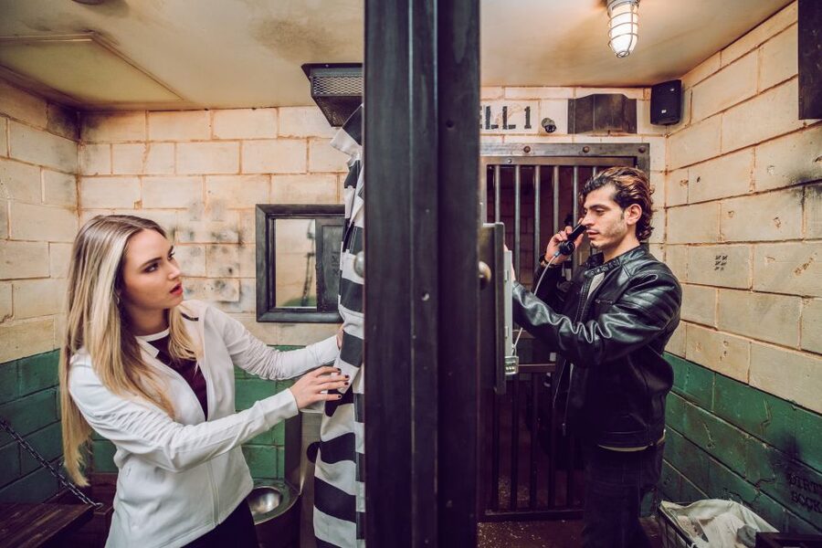 Chicago: 1-Hour Escape Room Adventure - Picking the right theme for your group