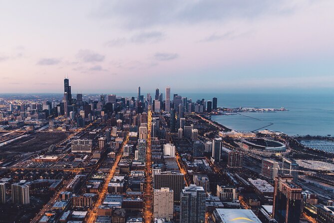 Chicago 4-Hour Sightseeing Transfer by Luxury Private Sedan - Traffic and timing deserve serious attention