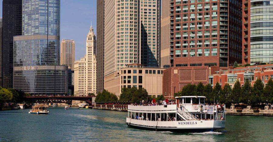 Chicago: 45-Minute Family-Friendly Architecture River Cruise - Key points to know before boarding