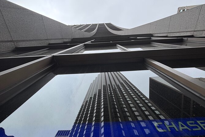 Chicago Architecture and True Crime Tour - Why the indoor stops matter in winter