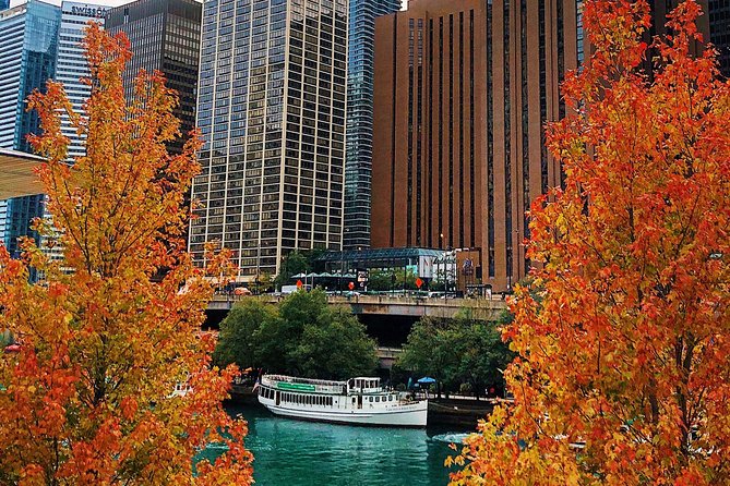 Chicago Architecture Center River Cruise aboard First Lady - Should you book the First Lady architecture cruise?