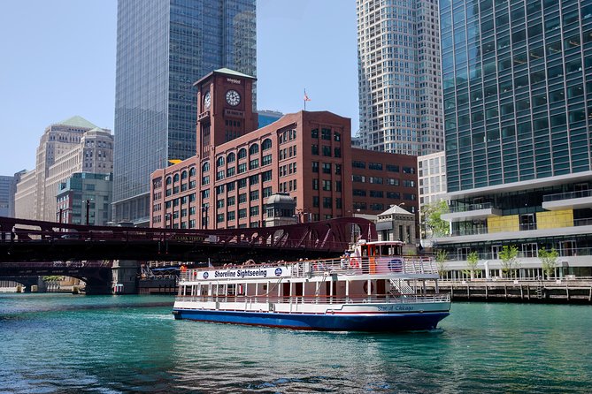 Chicago Architecture River Cruise - Boarding at Navy Pier or Michigan Avenue