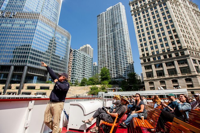 Chicago Architecture River Cruise - Guides Who Make the Difference
