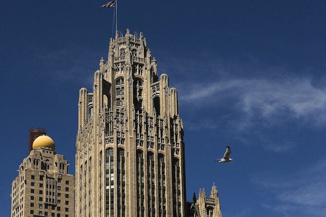 Chicago Architecture Walking Tour: What's New - Apple Michigan Avenue and public-facing design
