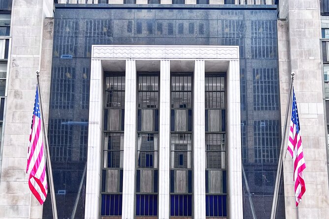 Chicago Art Deco Madness Walking Tour - Why Chicago’s Loop Is Ideal for Art Deco