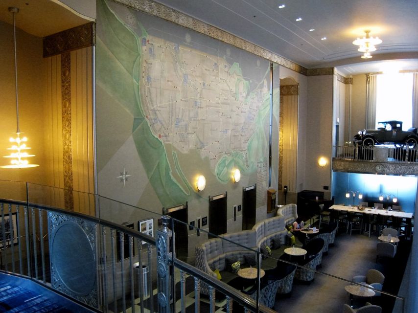 Chicago: Art Deco Skyscrapers Walking Tour - Starting at 30 North LaSalle Street