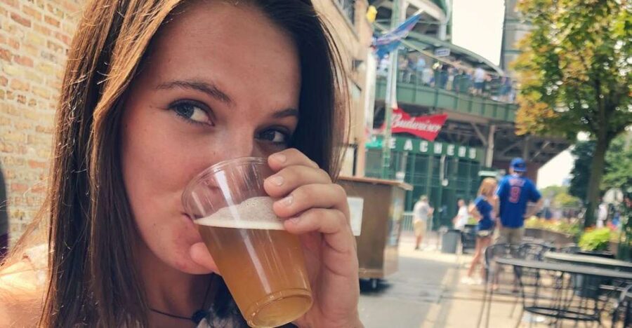 Chicago: Bikes, Bites, and Views Biking Tour - Adults - Choosing Daytime Wrigley or Nighttime Downtown