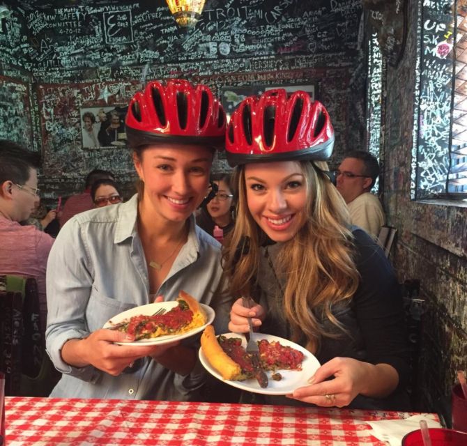 Chicago: Bikes, Bites, and Views Biking Tour - Adults - Guide Quality and Group Experience