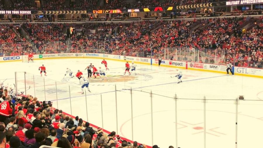 Chicago: Chicago Blackhawks NHL Game Ticket at United Center - Crowd levels, comfort, and access
