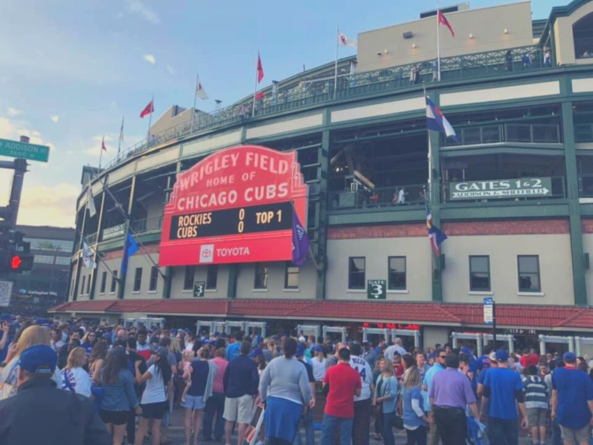 Chicago: Chicago Cubs Baseball Game Ticket at Wrigley Field - Picking Between Budget, Regular, and Premium Seats