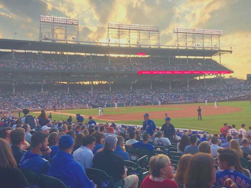 Chicago: Chicago Cubs Baseball Game Ticket at Wrigley Field - Sending and Using the Mobile Ticket