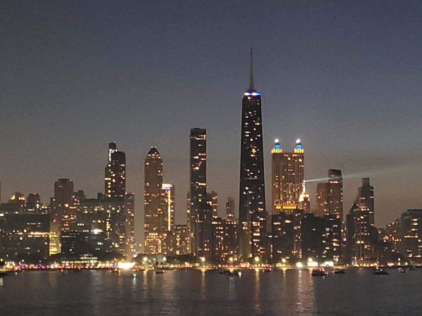 Chicago: Christmas Eve Lake Michigan Gourmet Dinner Cruise - What $199 buys you on Christmas Eve
