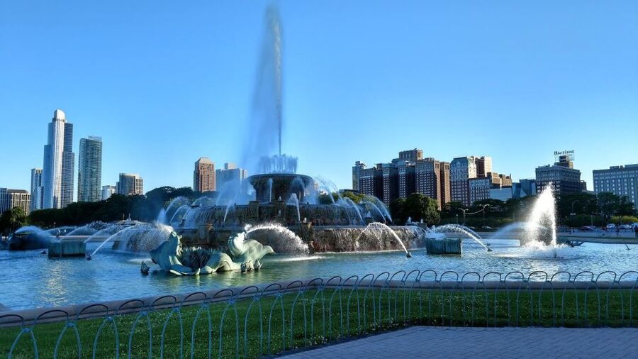 Chicago: City Minibus Tour with Optional Architecture Cruise - Museum Campus and the best skyline photo stop