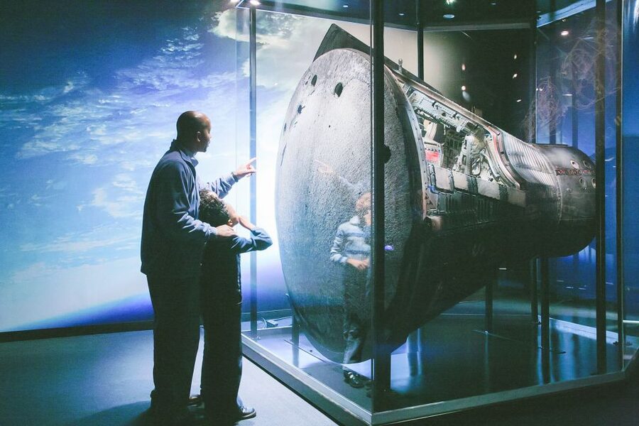Chicago CityPASS®: Save up to 49% at 5 Top Attractions - Art Institute of Chicago: the best choice for art lovers