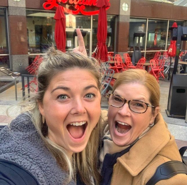 Chicago: Classic Food & Walking Tour with Free Bike or Kayak - The Chicago Theatre and Loop landmarks