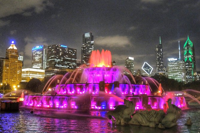 Chicago Family Food and Bike Tour with Top Attractions - Millennium Park and the public art circuit