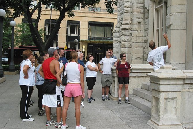 Chicago Favorites Ultimate Food and Walking Tour - Morning Route Through Millennium Park