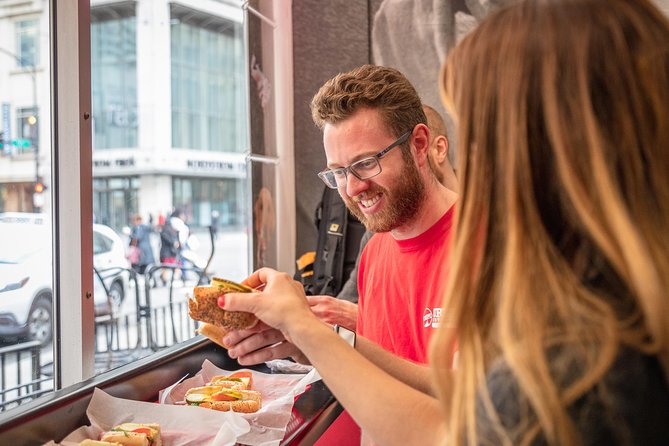 Chicago Food Tour: Taste the City’s Most Iconic Eats - Chicago food without the guesswork