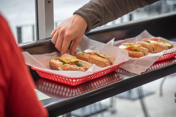 Chicago Food Tour: Taste the City’s Most Iconic Eats - Who should book this Chicago food walk?
