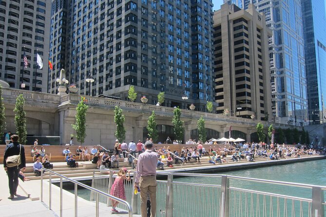 Chicago Food Tour with The Magnificent Mile and Millennium Park - Italian beef at Bongiorno’s