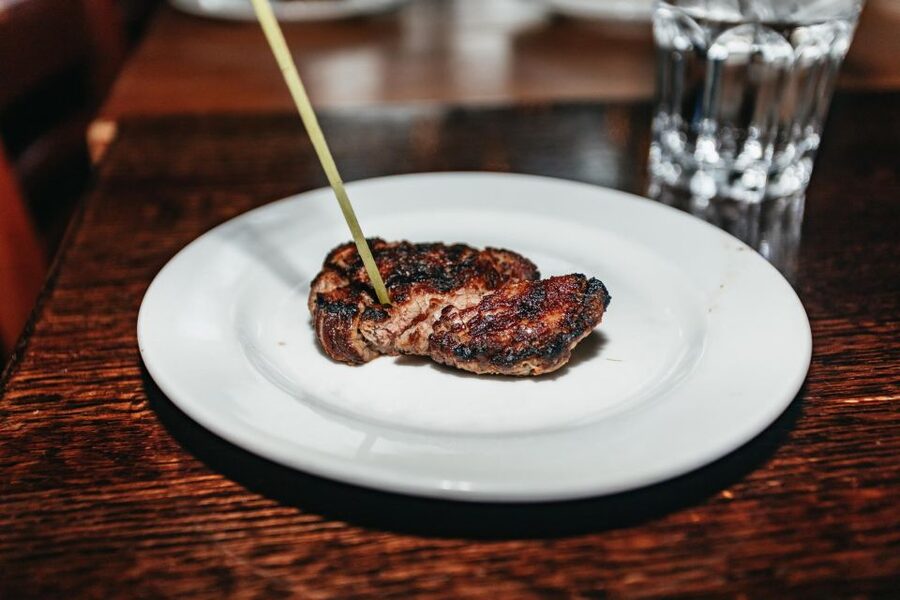 Chicago: Gangsters and Food Tasting Walking Tour - Is $81 a fair price?