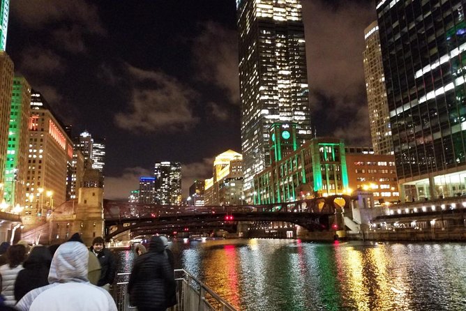Chicago: Gangsters and Ghosts Walking Tour - The first 35 minutes: the Loop’s vice district