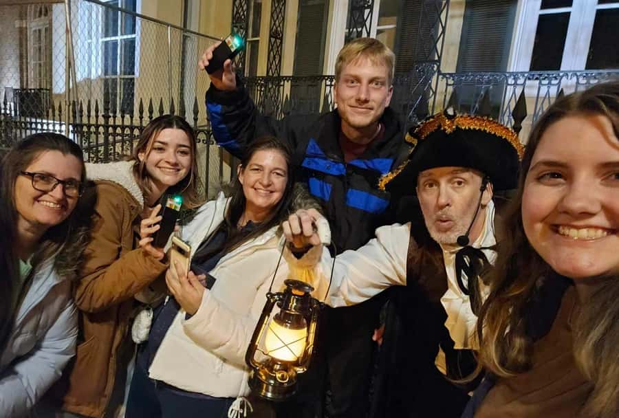 Chicago: Ghosts & Hauntings of the Windy City Walking Tour - Starting at Oz Park with Chicago’s darker side