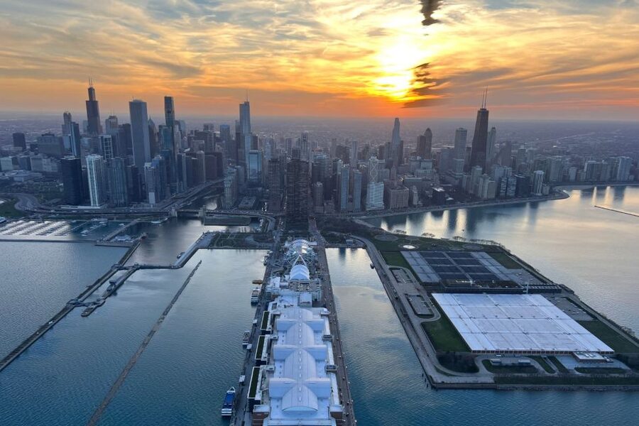Chicago: Helicopter Tour of Chicago Skyline - Who will enjoy this most?