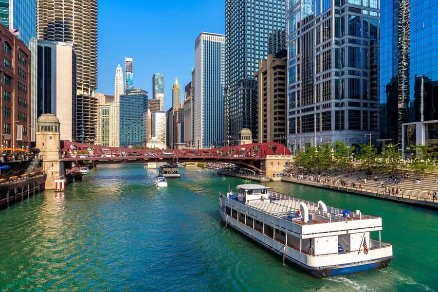 Chicago Highlights Walking Tour with Skydeck & Cruise - Millennium Park, Cloud Gate, and Crown Fountain
