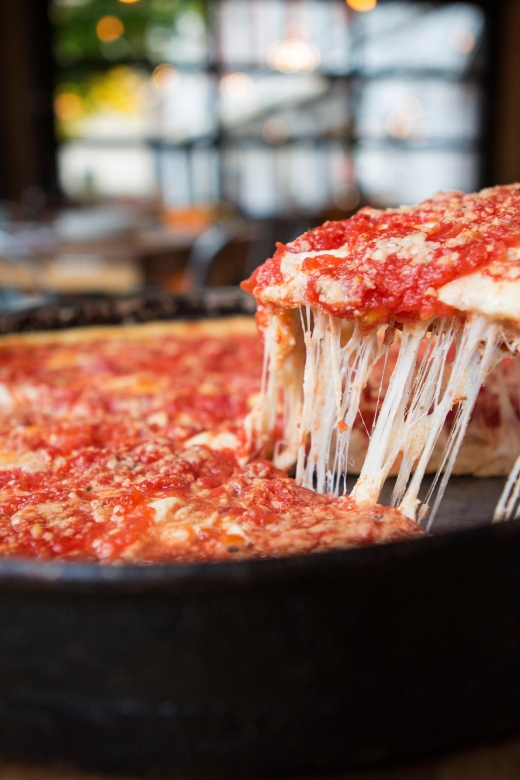 Chicago in a Day: Food & Walk Tour+Free Bike or Kayak Rental - Deep dish, Italian beef, and the Chicago Riverwalk