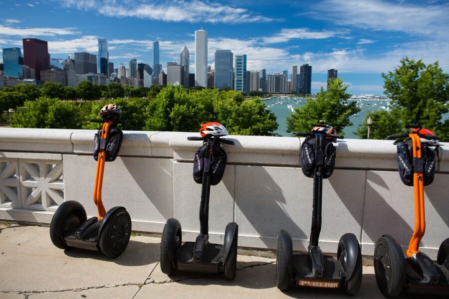 Chicago: Lakefront and Museum Campus Segway Tour - Along Lake Michigan with the skyline ahead