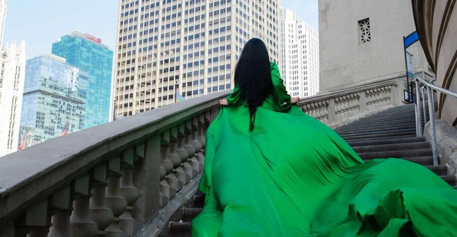 Chicago Luxury Flying Dress Photoshoot - Walking from downtown to the Chicago Riverwalk