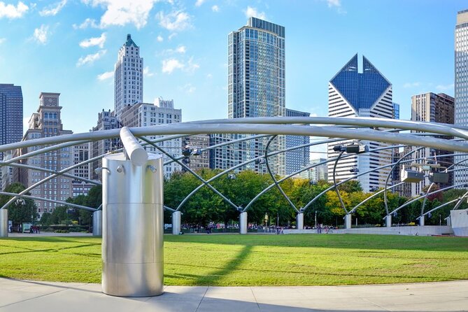 Chicago Millennium Park Self-Guided Walking Tour - Cloud Gate, the stop most people expect