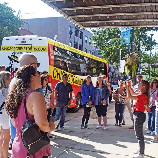 Chicago: Mob and Crime Bus Tour - The river, River North, and Frank Nitti’s hidden room