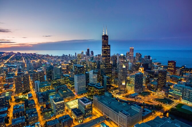 Chicago Night Driving Tour with Skydeck and River Cruise - A 40-minute Chicago River cruise after sunset
