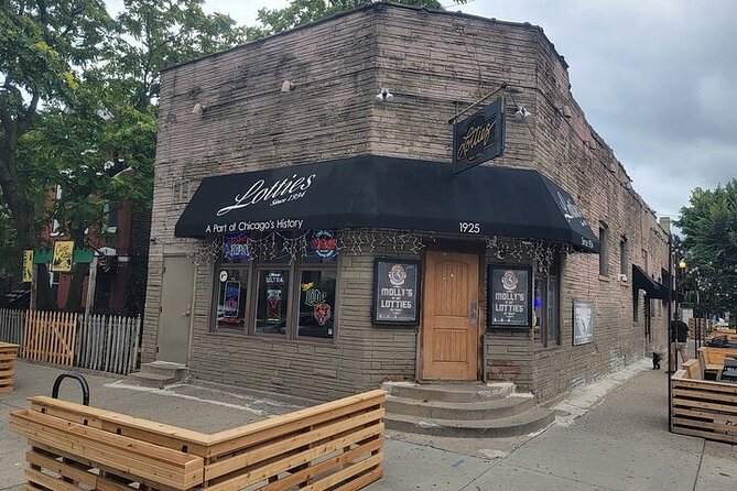 Chicago P.D. TV Show Set Tour - Lottie’s Pub, the real-life Molly’s Bar
