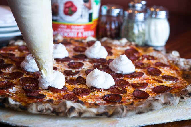 Chicago Pizza Tour - What the bus adds to the experience