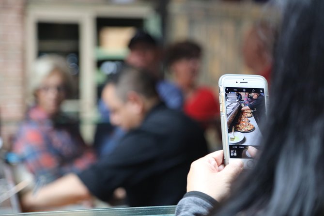 Chicago Pizza Tour - Guides who make or break the afternoon