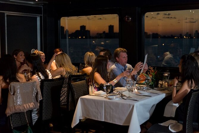Chicago Premier Dinner Cruise on Lake Michigan - The DJ, dance floor, and the question of romance