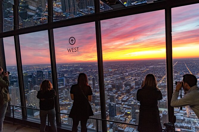 Chicago Premium Driving Tour with River Boat Cruise and Sky Deck - What the small group changes