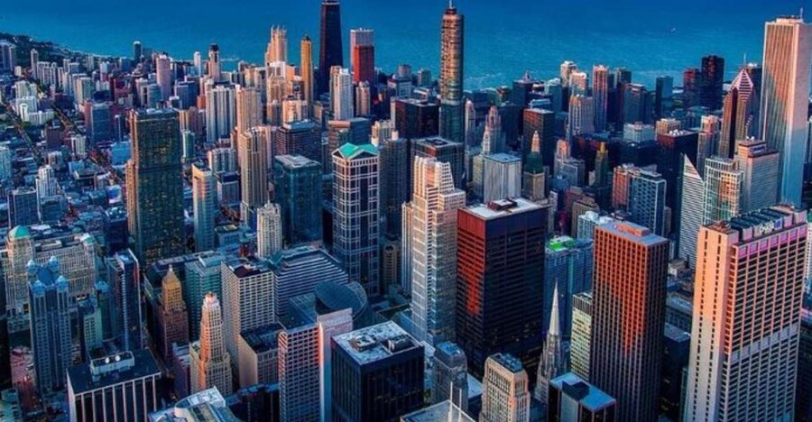 Chicago: Private custom tour with a local guide - A private way to make sense of Chicago