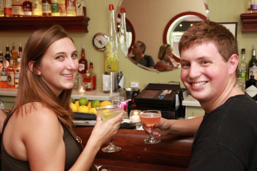 Chicago: Prohibition Speakeasies Bus Tour or Walking Tour - The bus tour: four neighborhoods in one afternoon