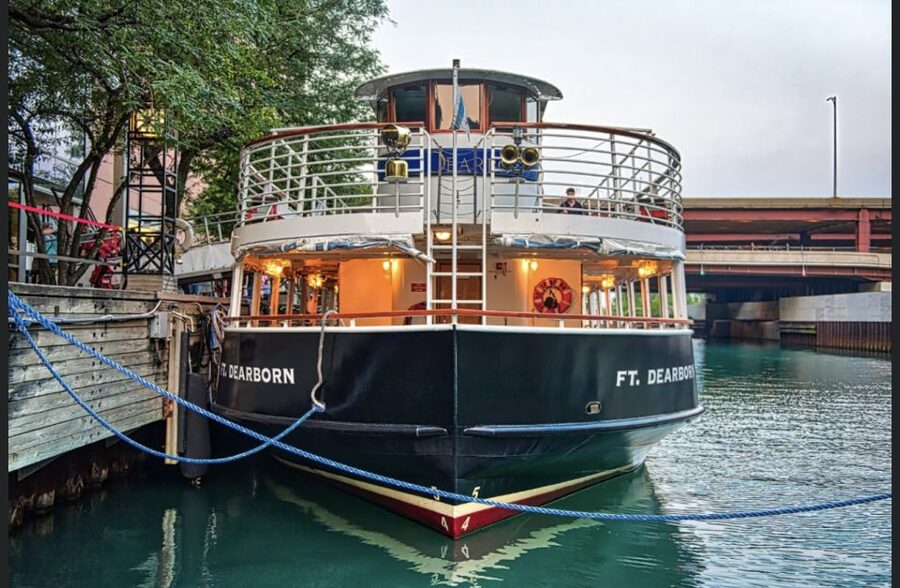Chicago River: 1.5-Hour Guided Architecture Riverboat Tour - Key points to know before you book
